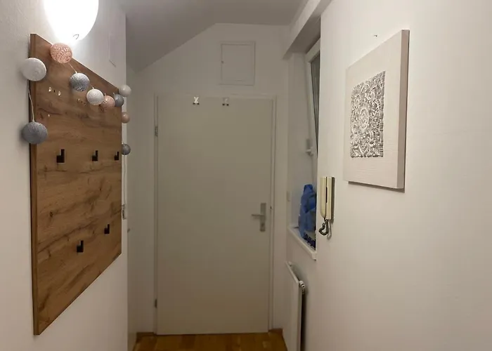 Klimatisiertes, Ruhiges Dachgeschoss Cityapartment Im Zentrum Wiens Wiedeń