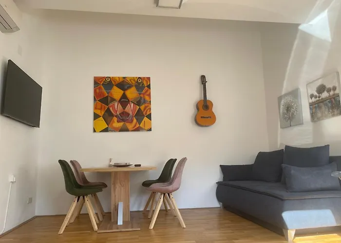 Apartament Klimatisiertes, Ruhiges Dachgeschoss Cityapartment Im Zentrum Wiens *