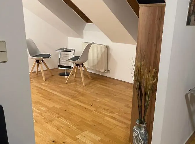 Klimatisiertes, Ruhiges Dachgeschoss Cityapartment Im Zentrum Wiens Wiedeń